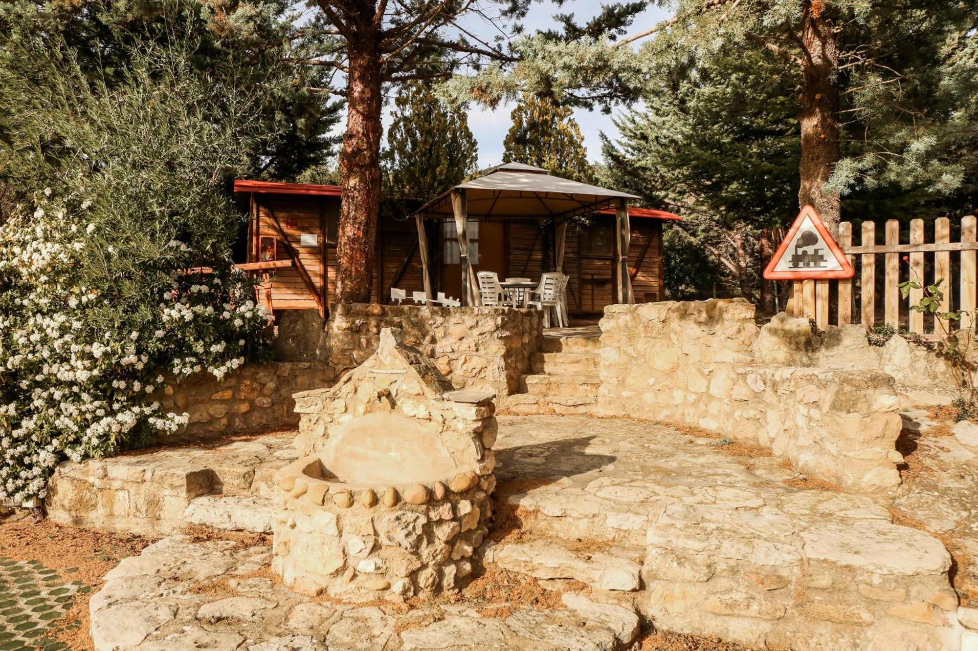 Camping Castillo De Loarre Buitenkant foto