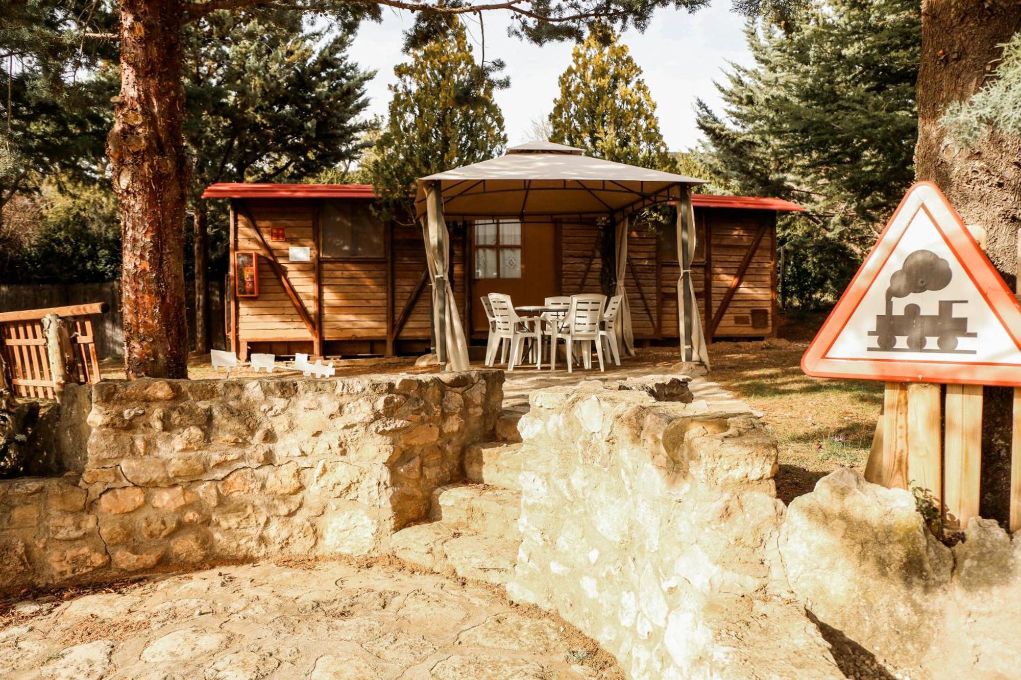 Camping Castillo De Loarre Buitenkant foto