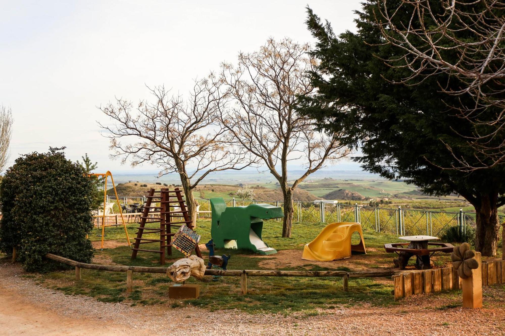 Camping Castillo De Loarre Buitenkant foto