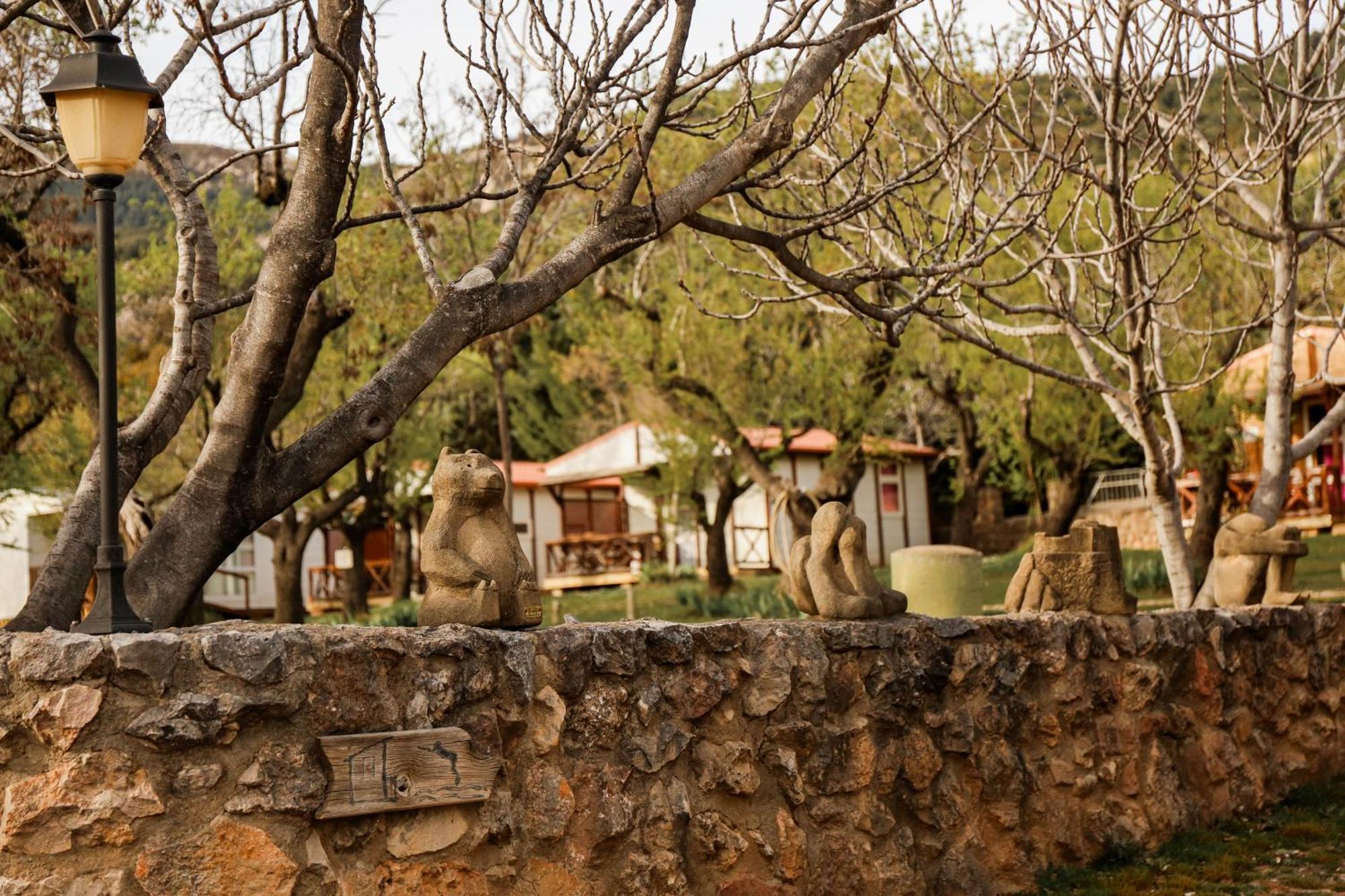 Camping Castillo De Loarre Buitenkant foto