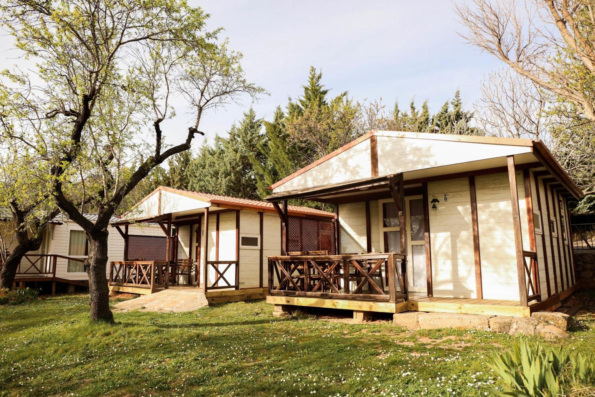 Camping Castillo De Loarre Buitenkant foto