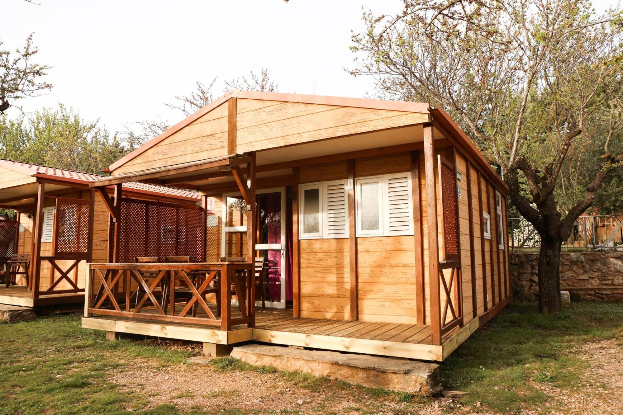 Camping Castillo De Loarre Buitenkant foto